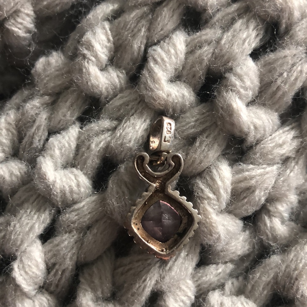 Pendant - Picture 2 of 2